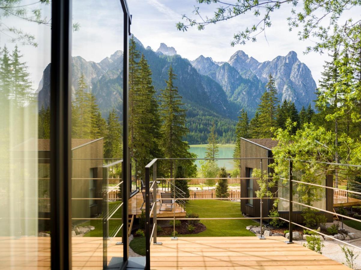 Skyview Chalets Am Camping Toblacher See Екстериор снимка