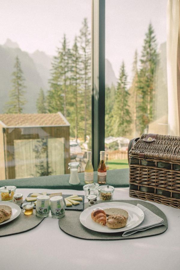 Skyview Chalets Am Camping Toblacher See Екстериор снимка